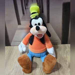Scentsy Buddy Goofy in Soft Blue